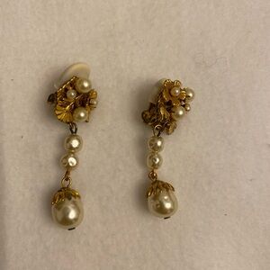 Miriam Haskell vintage clip on Pearl earrings